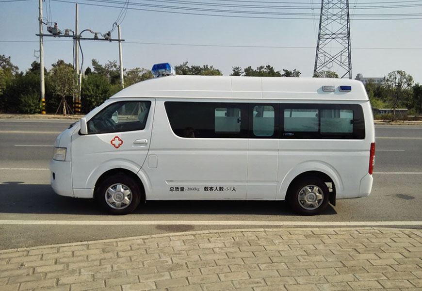國(guó)六福田G7救護(hù)車